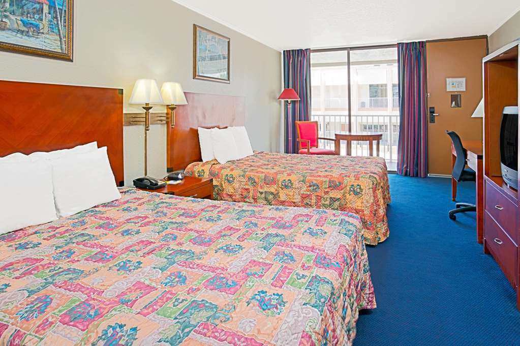 Days Inn & Suites By Wyndham Clermont Pokój zdjęcie