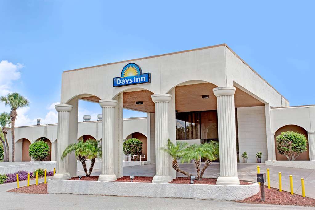 Days Inn & Suites By Wyndham Clermont Zewnętrze zdjęcie