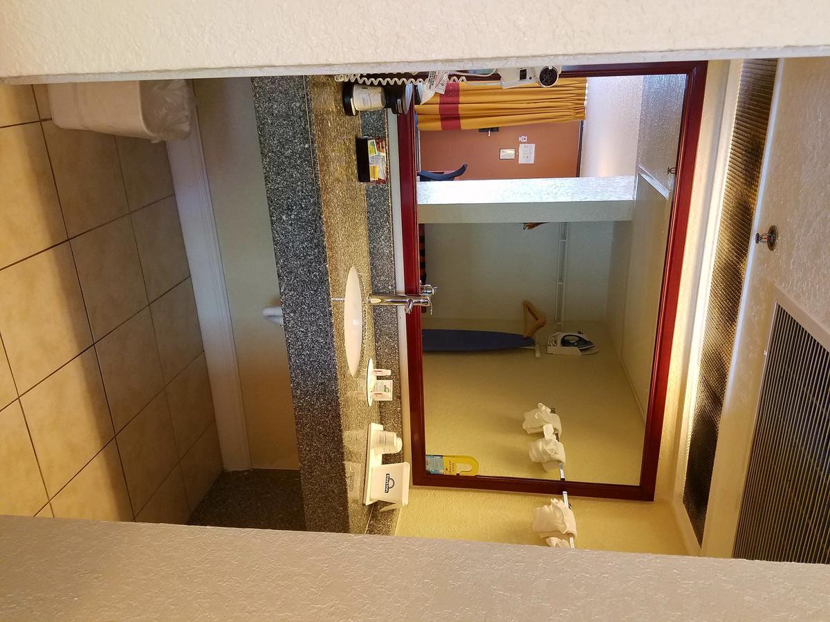 Days Inn & Suites By Wyndham Clermont Zewnętrze zdjęcie