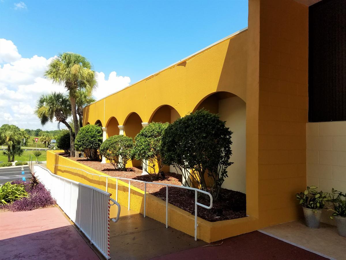 Days Inn & Suites By Wyndham Clermont Zewnętrze zdjęcie
