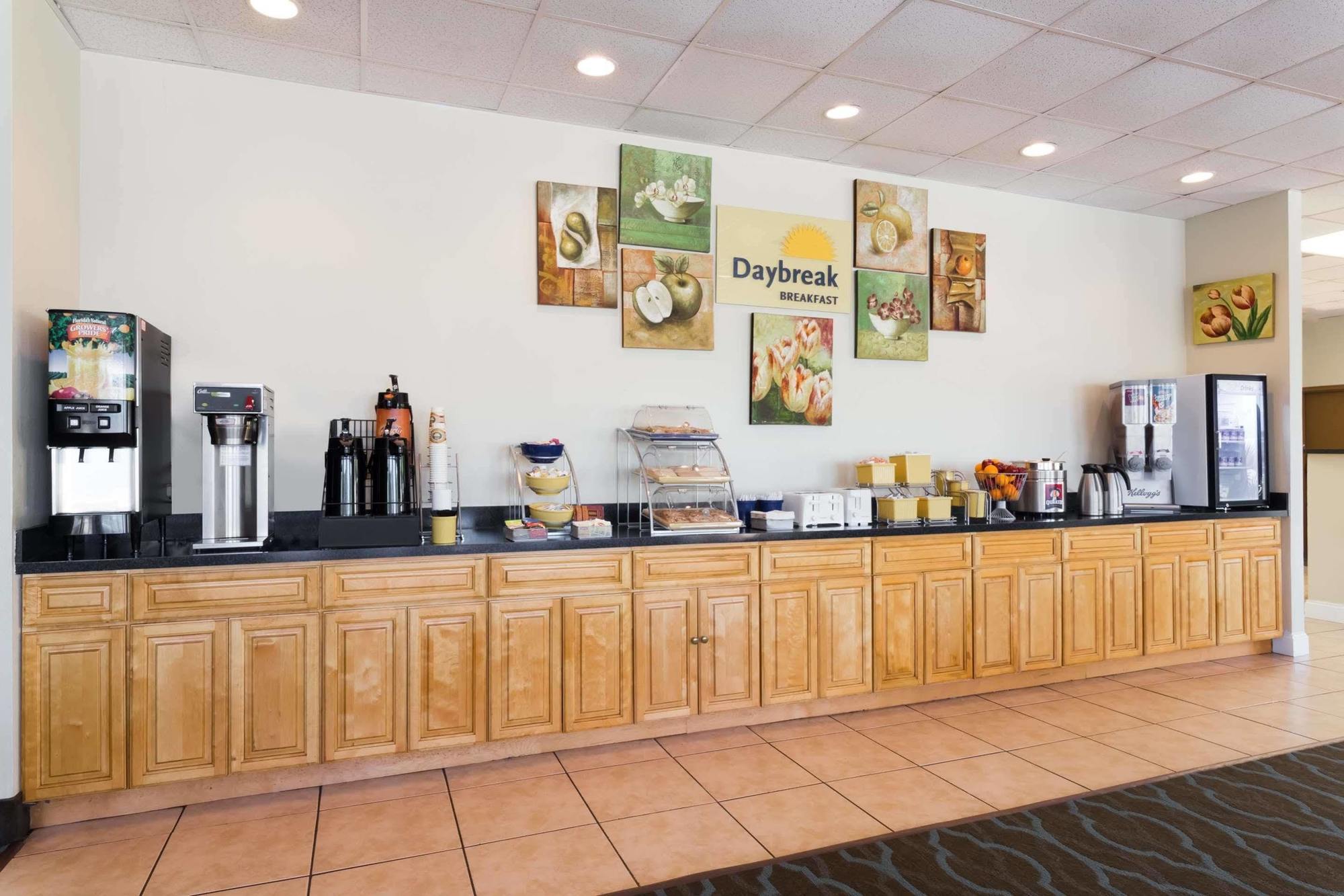 Days Inn & Suites By Wyndham Clermont Zewnętrze zdjęcie